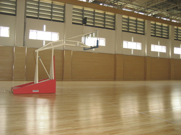 河南新乡舞台木地板厂家说说实木体育地板的特殊之处有哪些